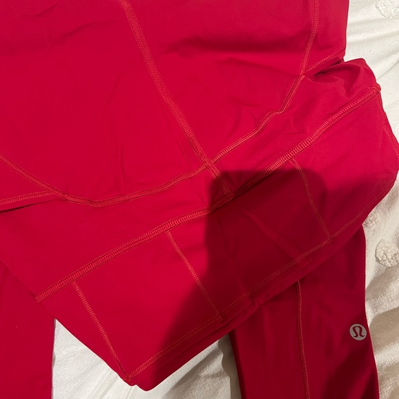 LULULEMON FAST & FREE - BNWOT - Picture 9 of 10